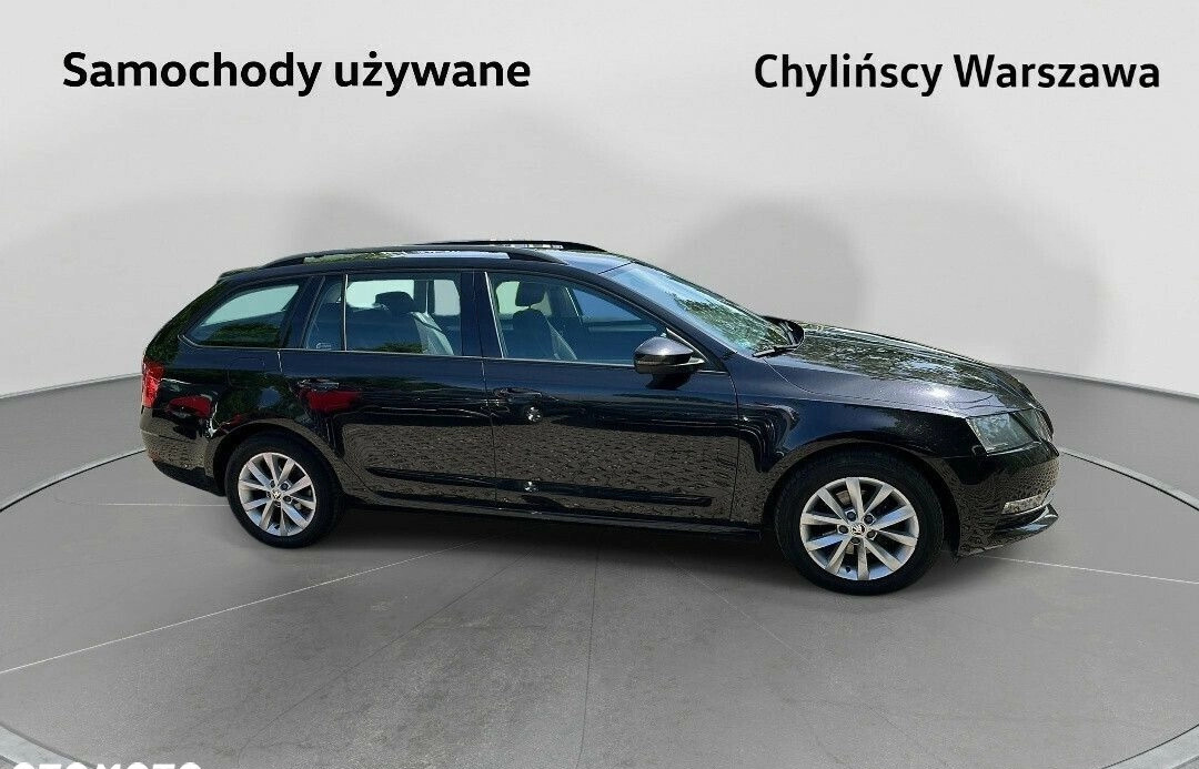 Skoda Octavia cena 45900 przebieg: 224117, rok produkcji 2017 z Chojna małe 211